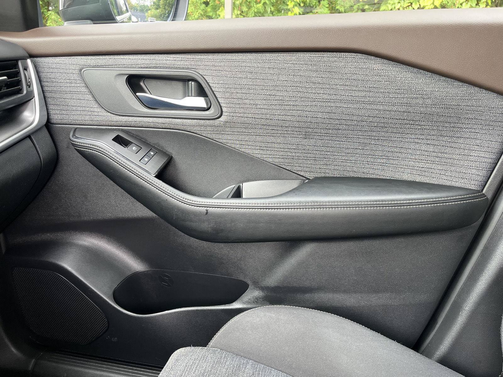 Certified 2023 Nissan Rogue SV AWD/4WD image 23