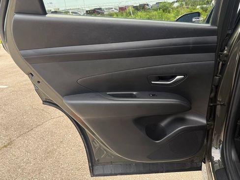 Used 2025 Hyundai Tucson SEL AWD/4WD image 9