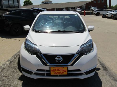 Used 2017 Nissan Versa Note SV FWD image 10