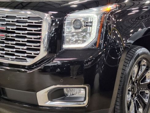 Used 2019 GMC Yukon Denali w/ Denali Ultimate Package image 14