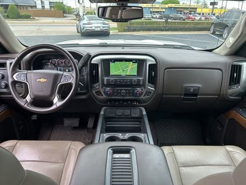 Used 2018 Chevrolet Silverado 1500 LTZ w/ Texas Edition image 18