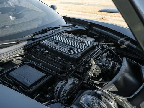 Used 2019 Chevrolet Corvette Z06 RWD image 17