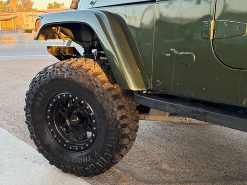 Used 1997 Jeep Wrangler Sahara AWD/4WD image 12