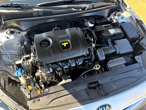 Used 2021 Kia Forte LXS image 24