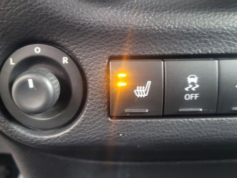 Used 2014 Jeep Wrangler Sahara AWD/4WD image 21