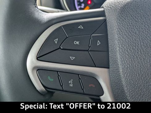 Used 2018 Jeep Grand Cherokee Limited image 25