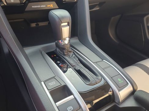 Used 2018 Honda Civic EX-T image 17