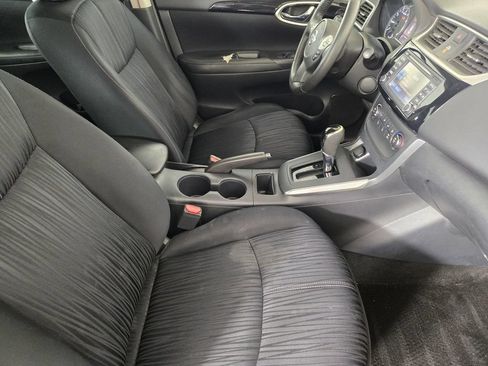 Used 2016 Nissan Sentra SV w/ Driver's Assist Package FWD image 15