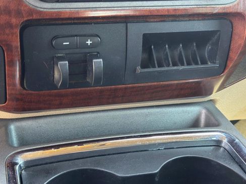 Used 2011 Ford F250 King Ranch w/ King Ranch w/Chrome Pkg AWD/4WD image 18