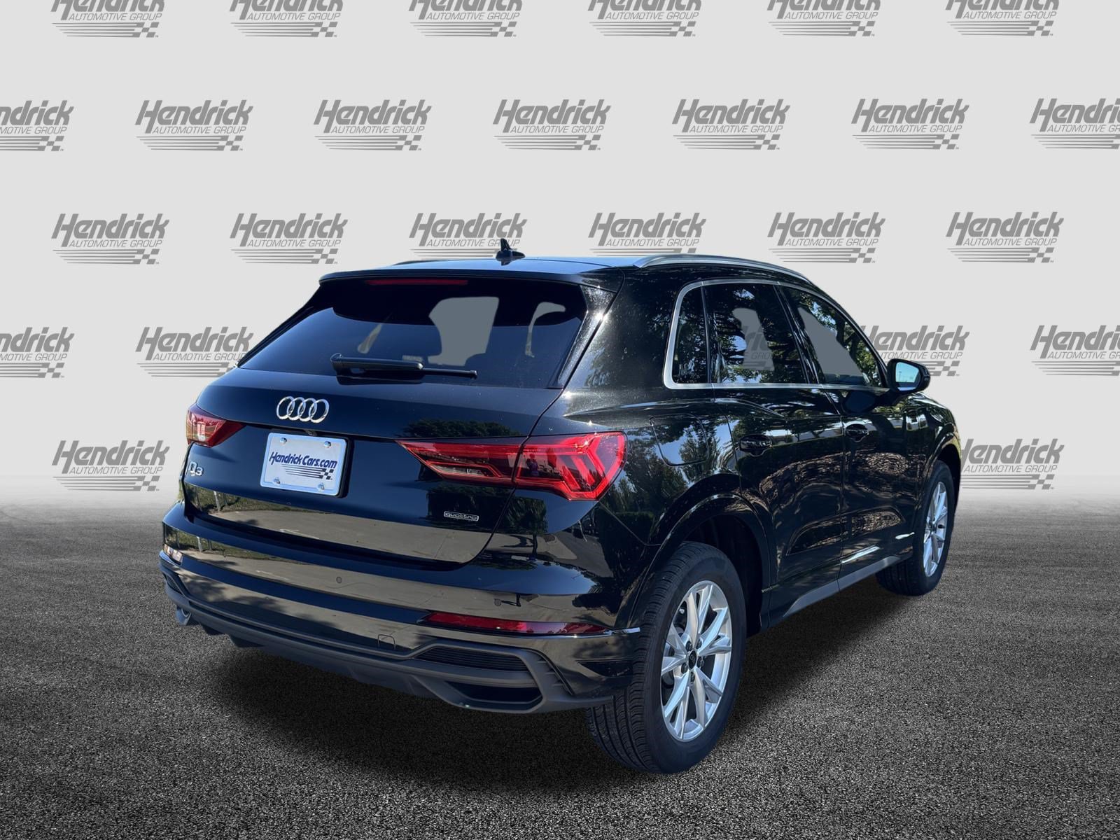 Used 2025 Audi Q3 2.0T Premium Plus w/ Premium Plus Package AWD/4WD image 11
