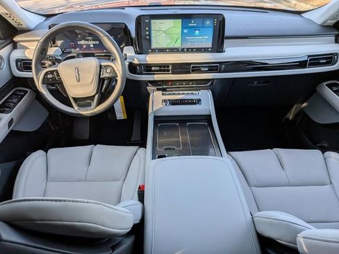 New 2026 Lincoln Aviator Reserve image 13