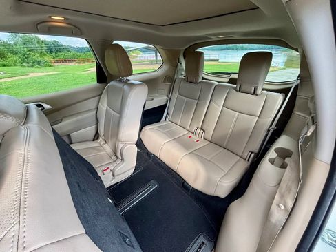 Used 2019 Nissan Pathfinder Platinum AWD/4WD image 14