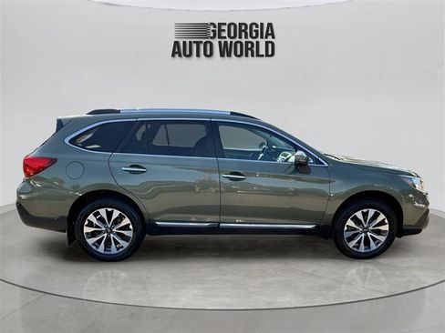 Used 2018 Subaru Outback 3.6R Touring w/ Popular Package #3 image 6