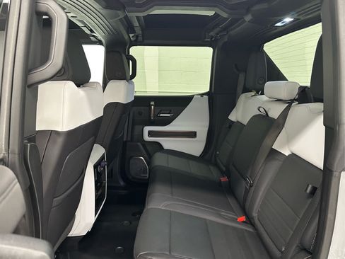 Used 2025 GMC Hummer EV 3X AWD/4WD image 15