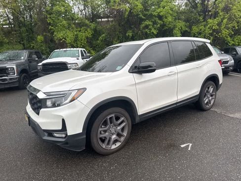 Certified 2023 Honda Passport EX-L image 6