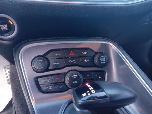 Used 2017 Dodge Challenger R/T w/ Blacktop Package RWD image 19