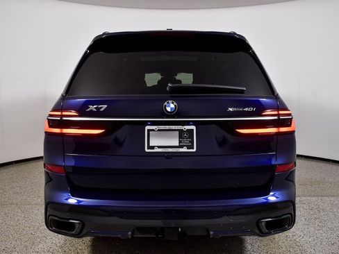 Used 2023 BMW X7 xDrive40i w/ M Sport Package image 9