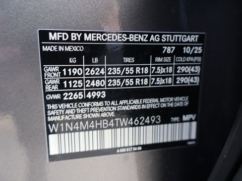 New 2026 Mercedes-Benz GLB 250 4MATIC image 42