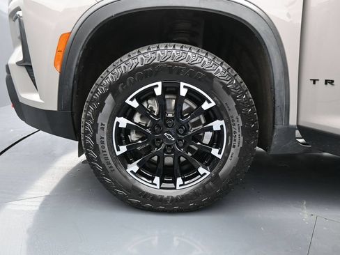 Used 2026 Chevrolet Traverse Z71 w/ Driver Confidence Package AWD/4WD image 32