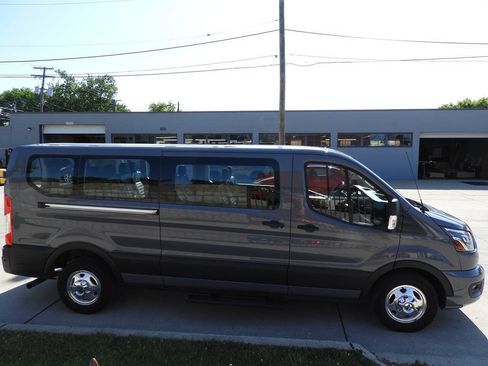 Used 2022 Ford Transit 350 XLT AWD/4WD image 9