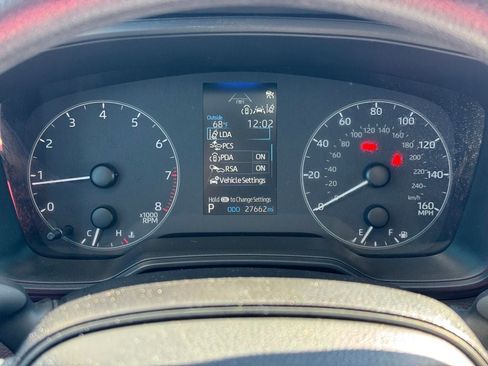 Used 2024 Toyota Corolla LE image 18