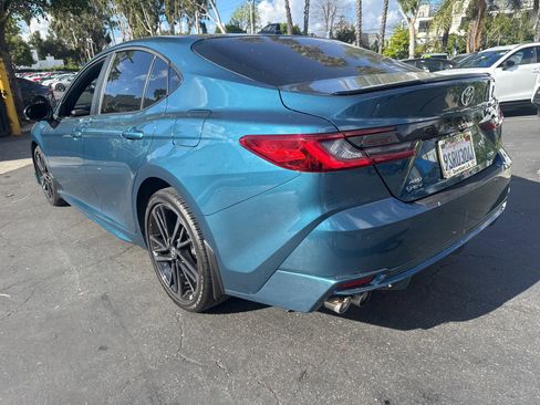 Used 2025 Toyota Camry XSE w/ Premium Plus Package image 4