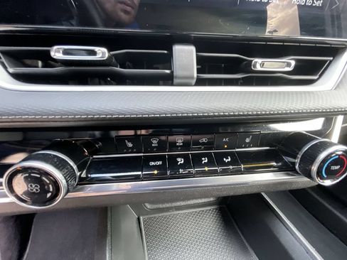 Certified 2025 Chevrolet Equinox LT w/ Safety and Technology Package FWD image 35