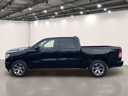 Used 2022 RAM 1500 Big Horn AWD/4WD image 4