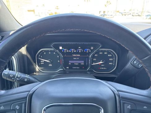 Certified 2019 GMC Sierra 1500 AT4 w/ AT4 Premium Package AWD/4WD image 15