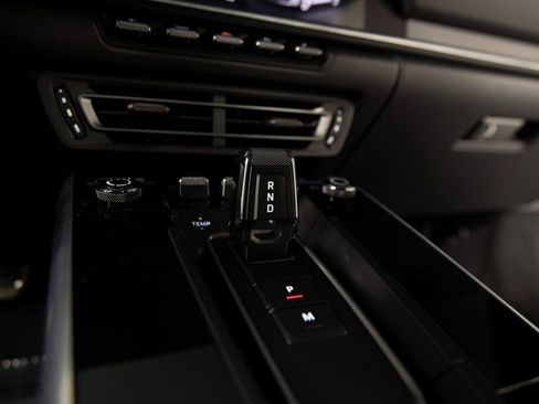 Certified 2022 Porsche 911 Carrera 4S image 27