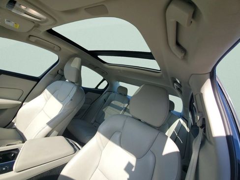 Used 2024 Volvo S60 B5 Core FWD image 22