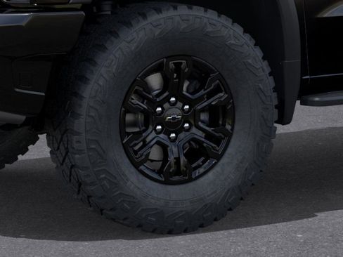 New 2026 Chevrolet Silverado 1500 ZR2 w/ Dark Appearance Package image 38