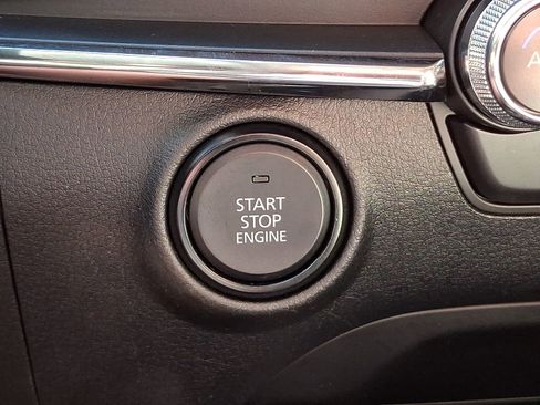 Used 2024 MAZDA MAZDA3 s FWD image 25