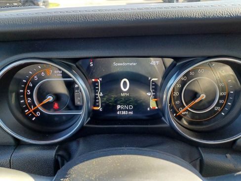 Used 2021 Jeep Gladiator 80th Anniversary AWD/4WD image 15