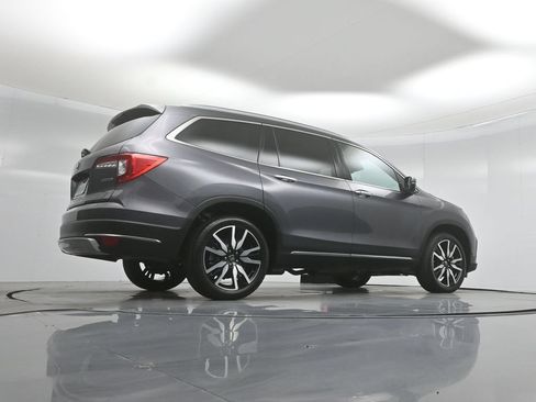 Used 2019 Honda Pilot Touring image 52