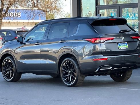 New 2025 Mitsubishi Outlander SEL Black Edition AWD/4WD image 7