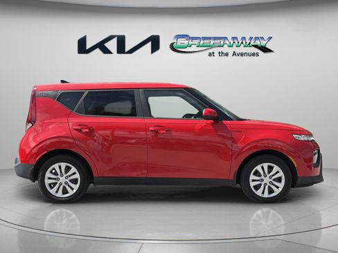 Used 2020 Kia Soul LX FWD image 8