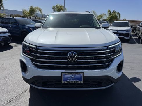 New 2026 Volkswagen Atlas SE FWD image 3