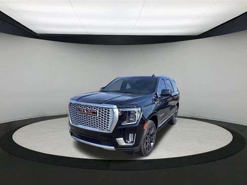Used 2024 GMC Yukon Denali w/ Denali Reserve Package AWD/4WD image 4