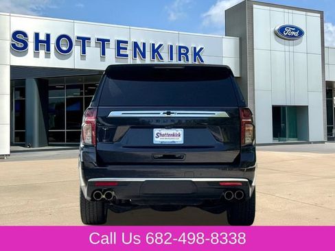 Used 2022 Chevrolet Suburban High Country AWD/4WD image 8