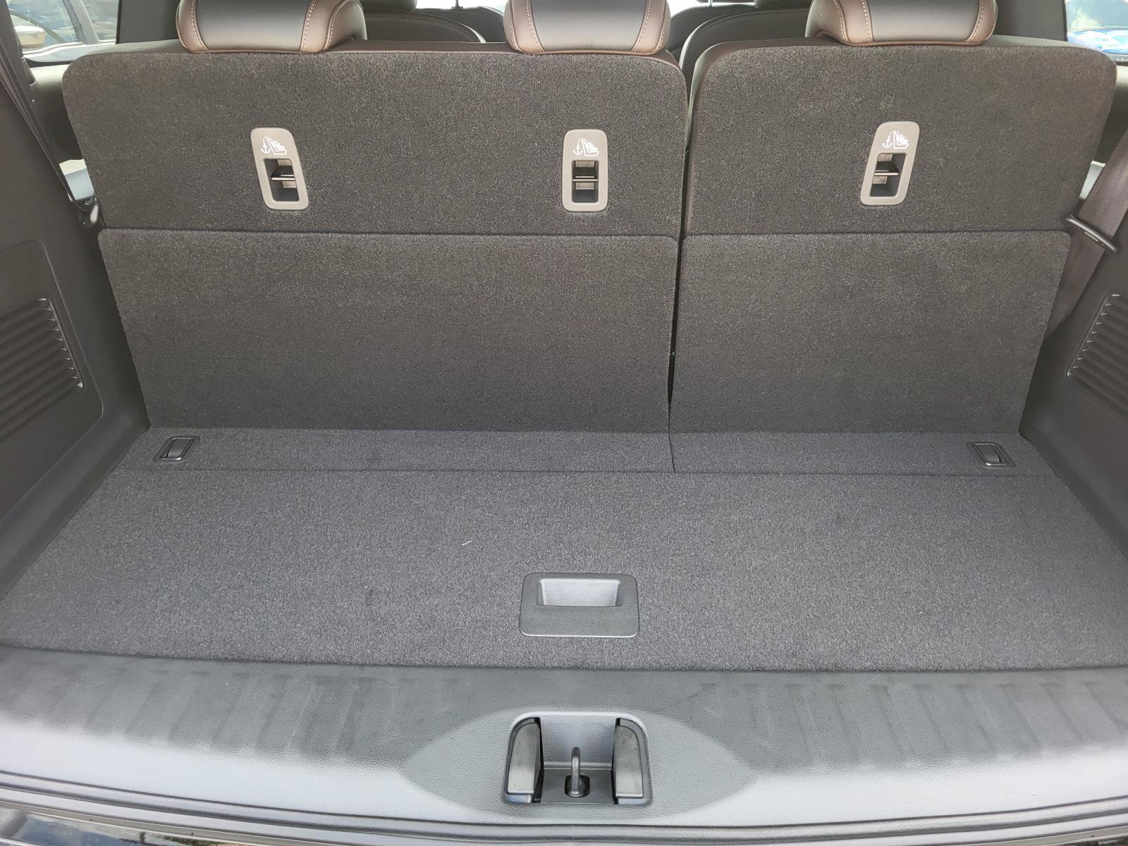 New 2026 Nissan Armada SL w/ Captain's Chari Seat Package AWD/4WD image 12
