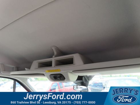 Used 2016 Ford Transit 350 XLT RWD image 28