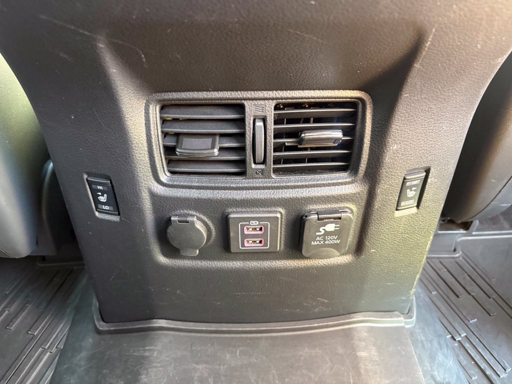Used 2023 Nissan Titan Platinum Reserve w/ Moonroof Package AWD/4WD image 45