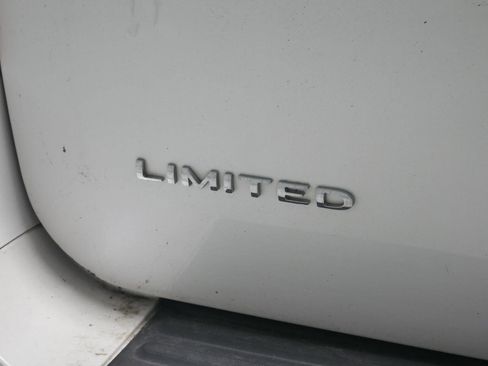 Used 2017 Ford Expedition Limited w/ Equipment Group 301A image 26