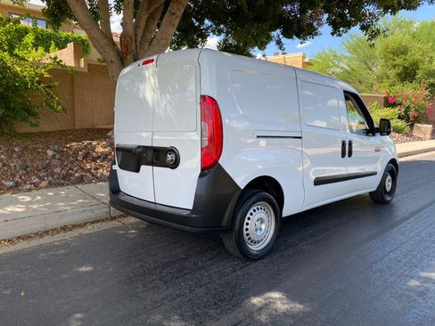 Used 2018 RAM ProMaster City Tradesman FWD image 8