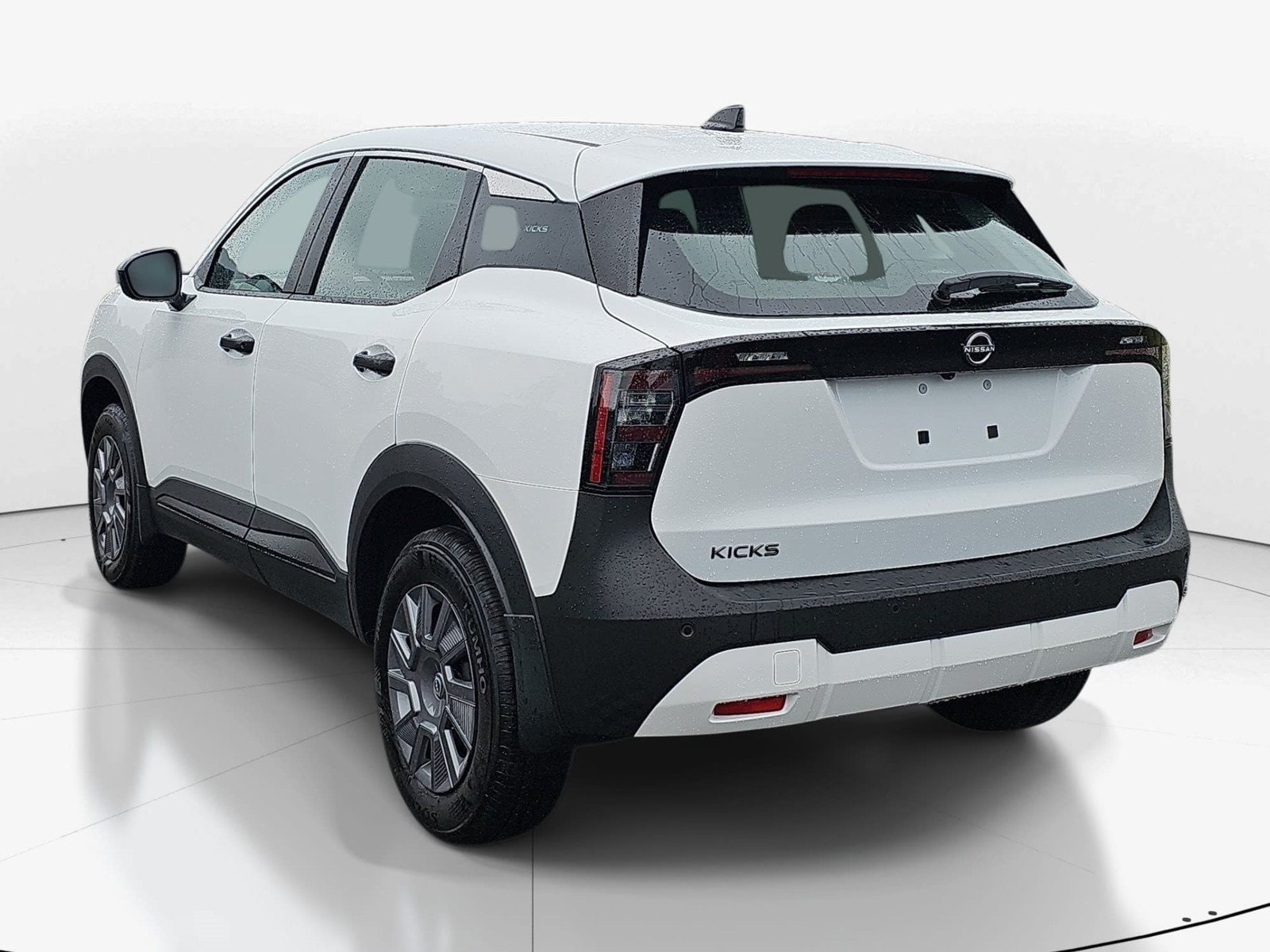 Used 2026 Nissan Kicks S FWD image 6