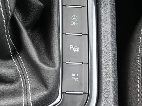 Used 2024 Volkswagen Tiguan SEL R-Line w/ MDO Package, Two-Row AWD/4WD image 26