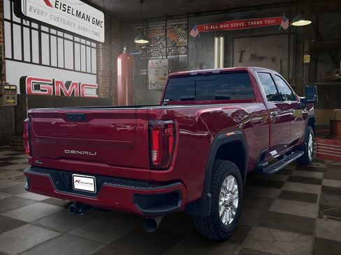 Used 2022 GMC Sierra 3500 Denali w/ Denali Ultimate Package AWD/4WD image 5