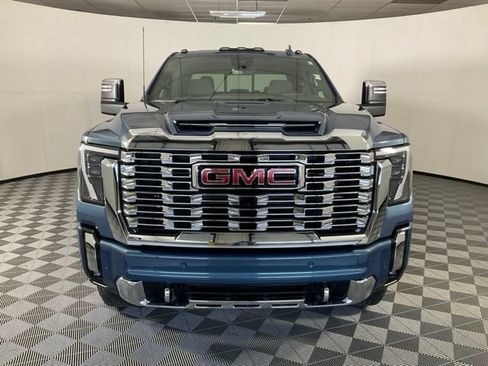 Used 2025 GMC Sierra 2500 Denali w/ Max Trailering Package AWD/4WD image 12