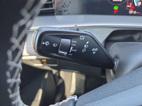 Certified 2026 Volkswagen Tiguan S AWD/4WD image 21